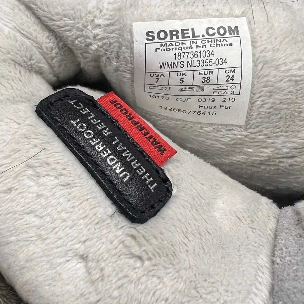 SOREL -‎ Joan of Arctic Faux Fur Snow Boot Silver Womens 7 Teen Girl Waterproof